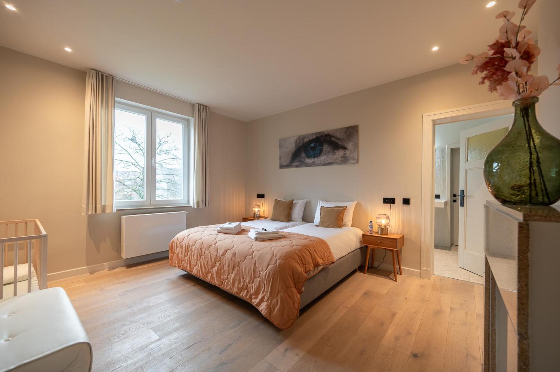Villa Cezar - Big House At The Center Of Bruges - Free Parking Εξωτερικό φωτογραφία