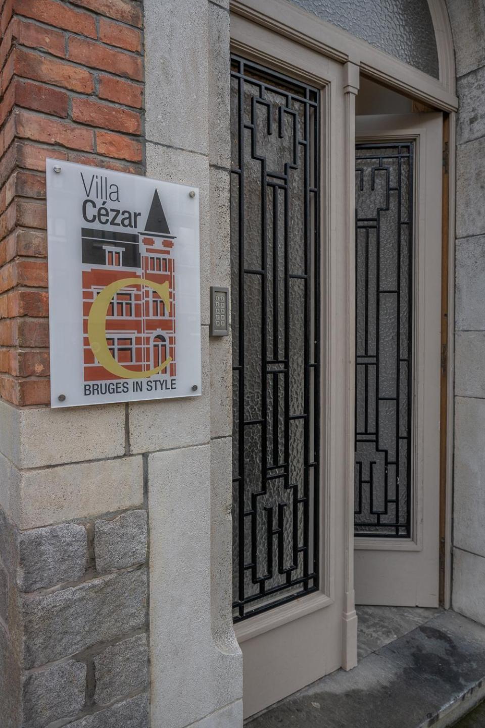 Villa Cezar - Big House At The Center Of Bruges - Free Parking Εξωτερικό φωτογραφία